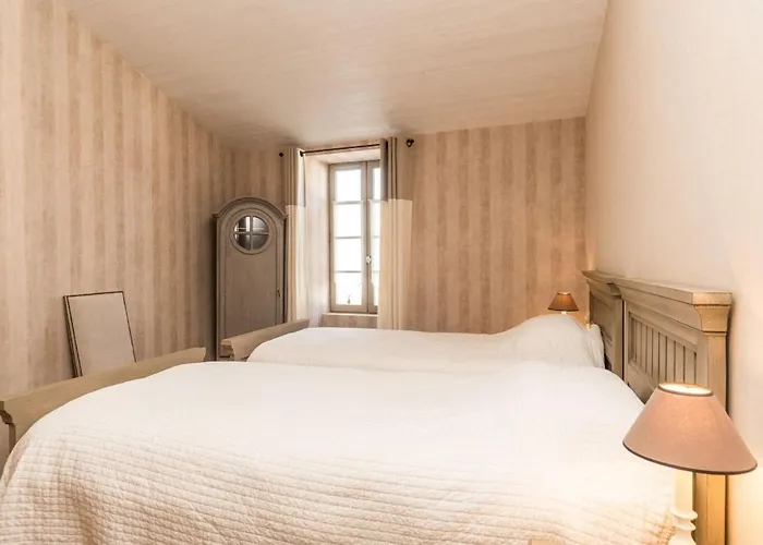 Petit Sergent With Pool, Cinema * Saint-Martin-de-Ré