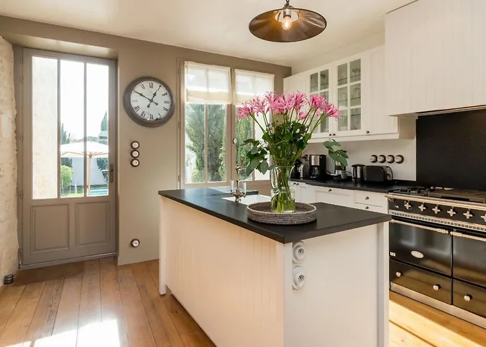 ヴィラ Petit Sergent With Pool, Cinema サン・マルタン・ド・レ