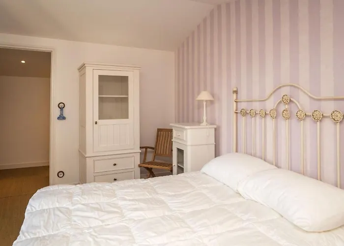 Petit Sergent With Pool, Cinema